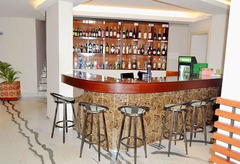 استراحتگاه Hôtel Printemps Mont Korhogo