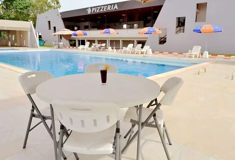 استراحتگاه Hôtel Printemps Mont Korhogo