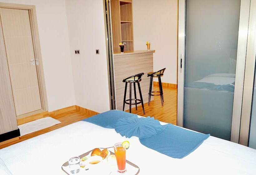 استراحتگاه Hôtel Printemps Mont Korhogo