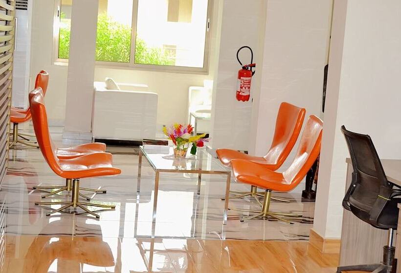 استراحتگاه Hôtel Printemps Mont Korhogo