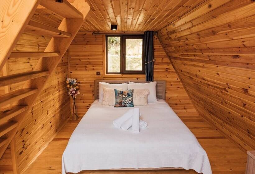 Sapanca Casamia Suit