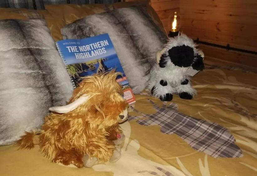 Achmeney Glamping Pod Larger Than Average Pod