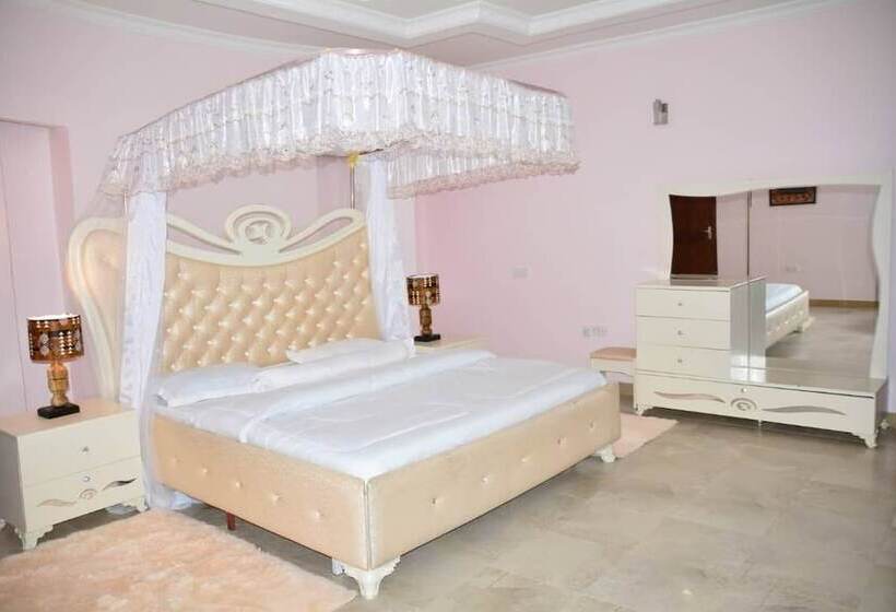 مبيت وإفطار Molo Meru