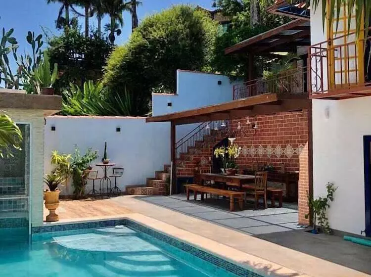 Aamiaismajoitus (B&B) Villa Lulu Geribá