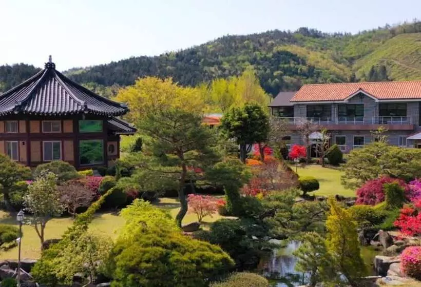 Boseong Carmel Royal Pension
