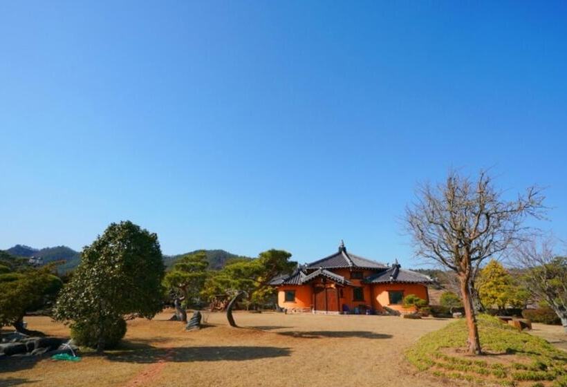 Boseong Carmel Royal Pension