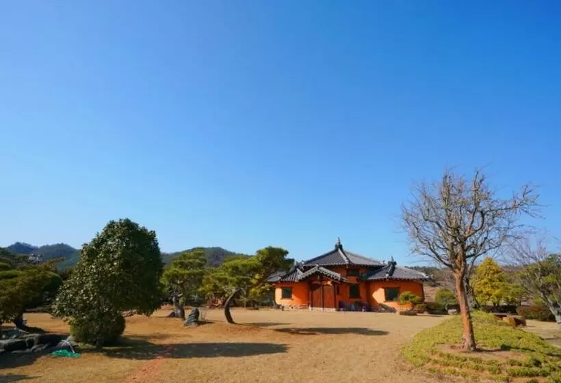 Boseong Carmel Royal Pension