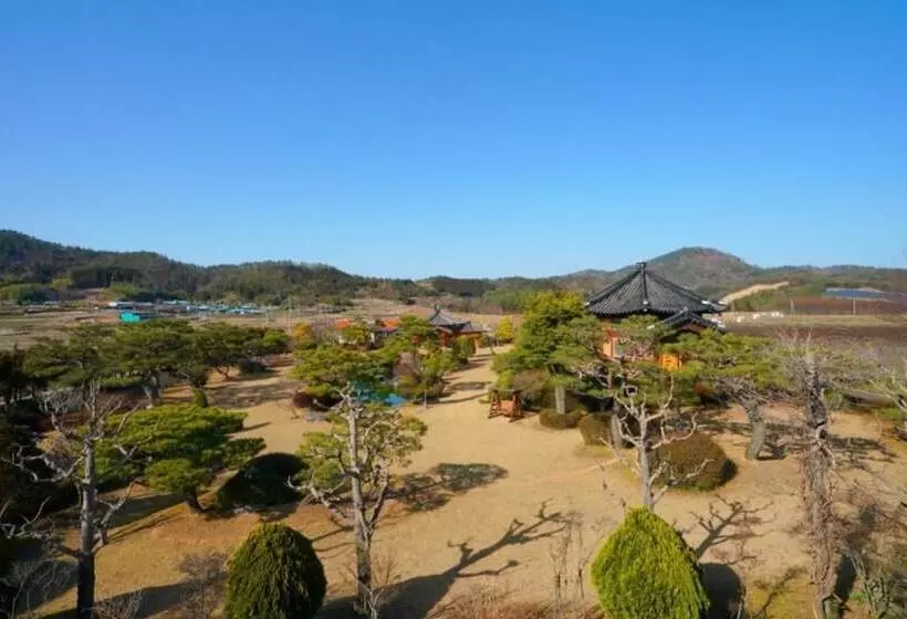 Boseong Carmel Royal Pension