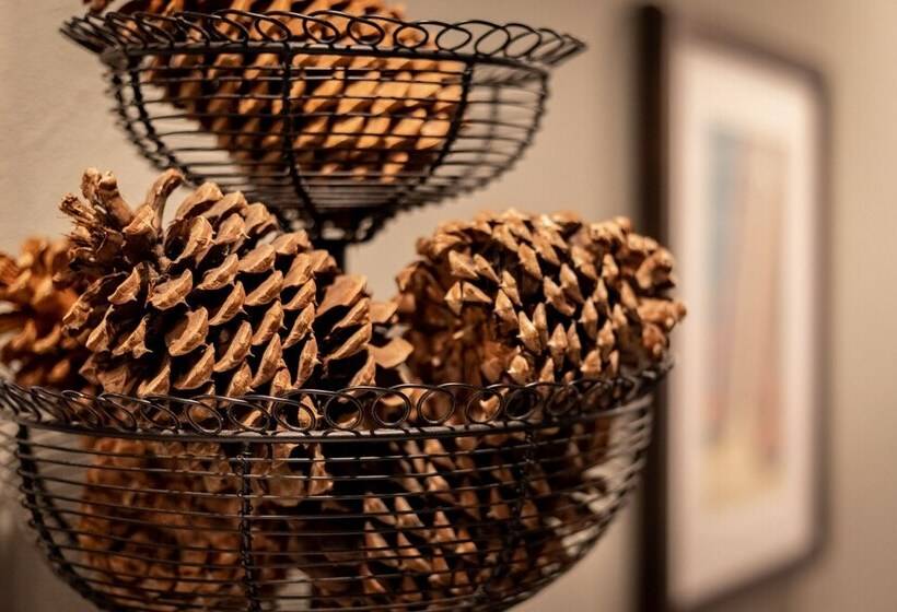 Heavenly Haven Near Boulder Lodge