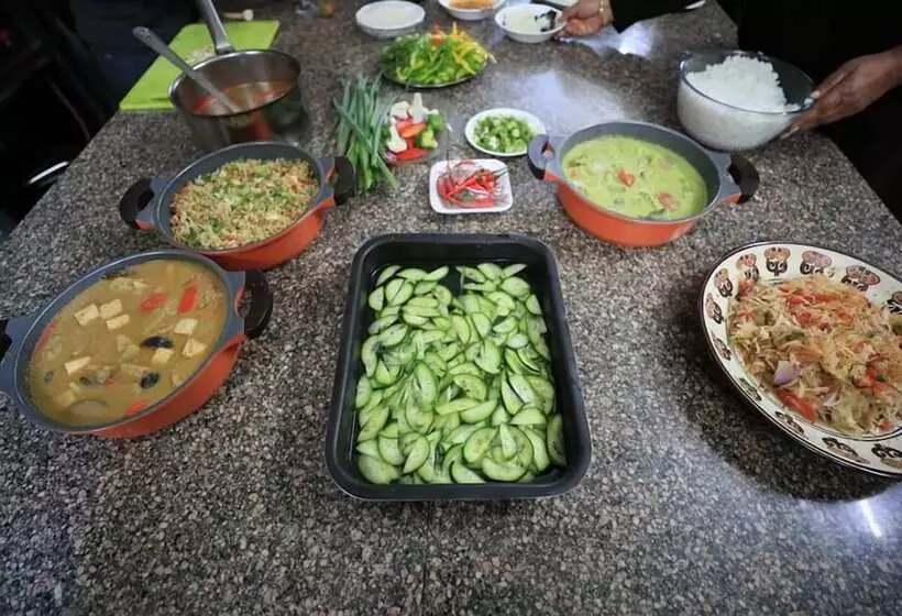 Hotelli 7 Pines Kasauli