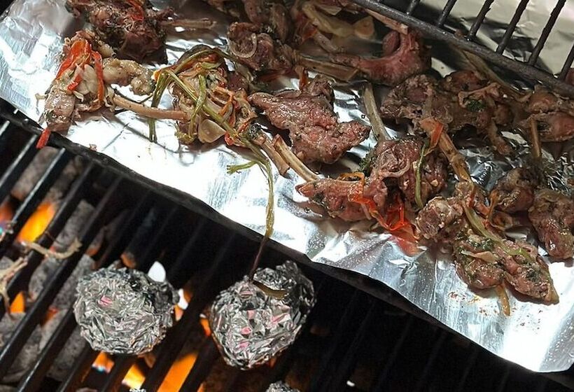 Hotel 7 Pines Kasauli