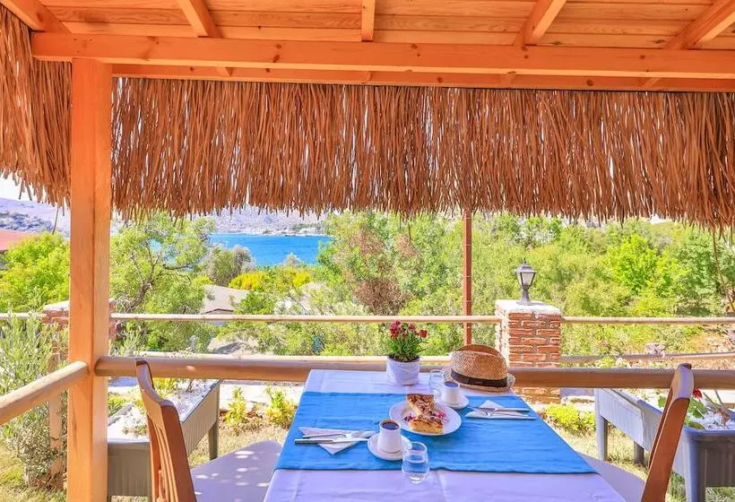 Hotelli Almond Bungalow