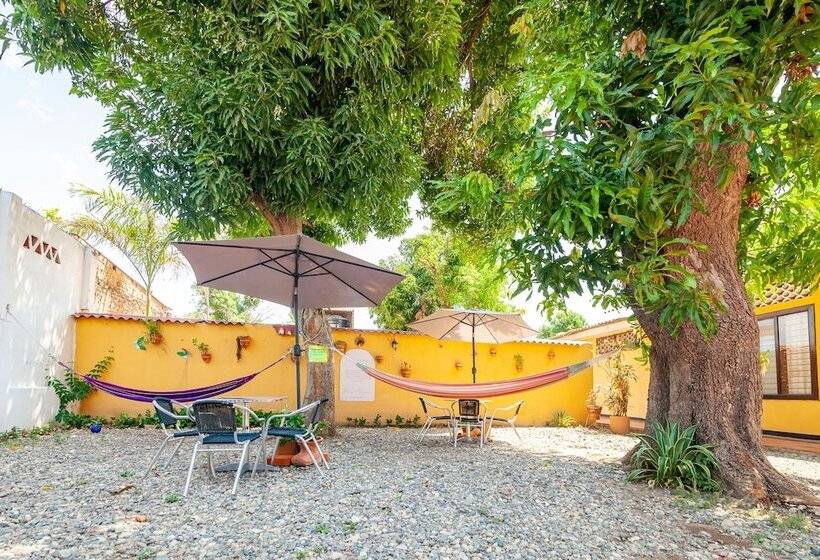 هتل Ayenda La Casa De Siempre