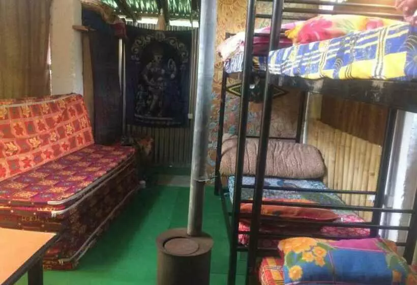 ホテル Goroomgo Elena Aastha Regency Manali