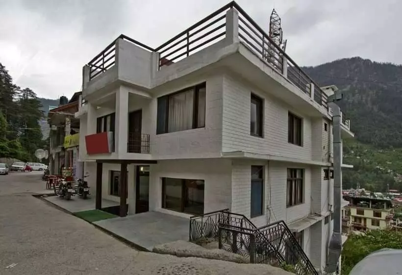 ホテル Goroomgo Elena Aastha Regency Manali