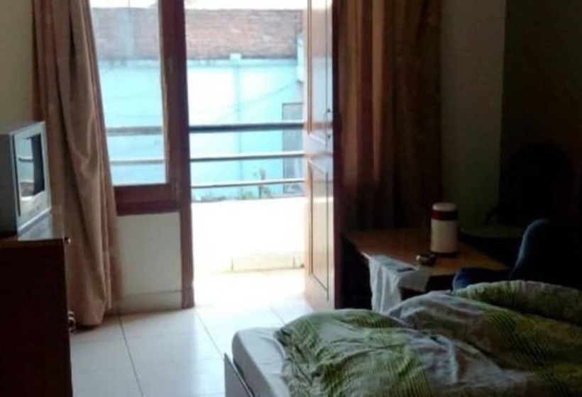 בית מלון כפרי Goroomgo Zen Oaks Homestay Café Almora