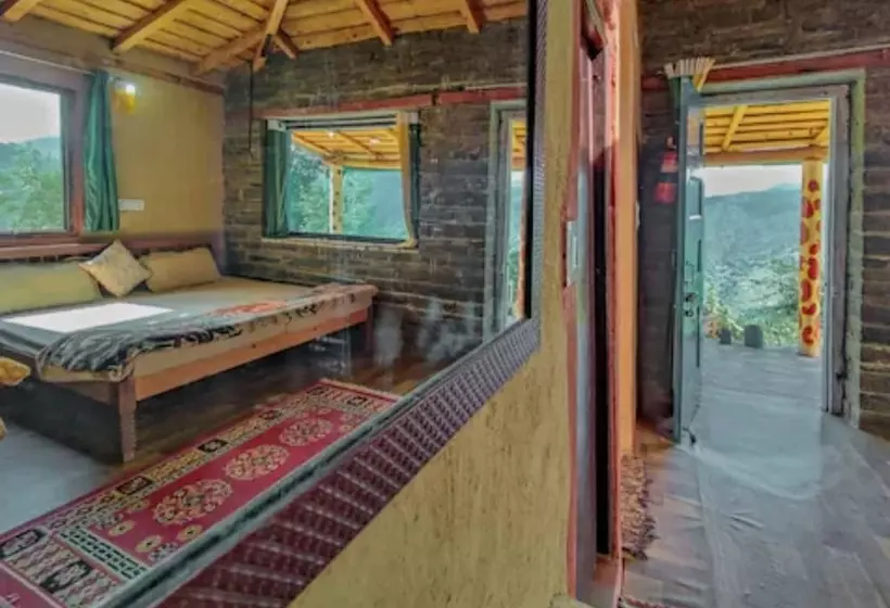 ホテル Goroomgo Zen Oaks Homestay Café Almora