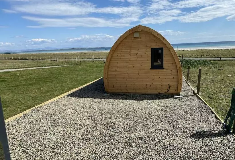 Hotelli Kirkapol Beach Pod   Flow