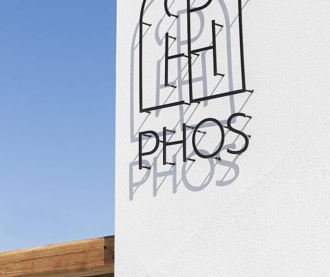 בית מלון כפרי Phos Milos