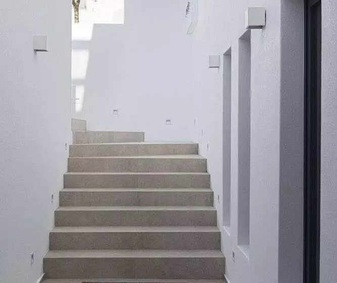 ホテル Phos Milos