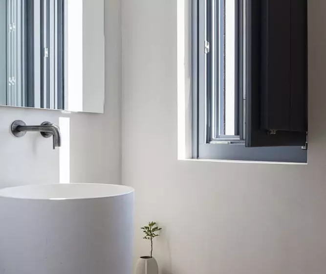 ホテル Phos Milos