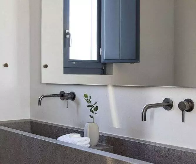 ホテル Phos Milos