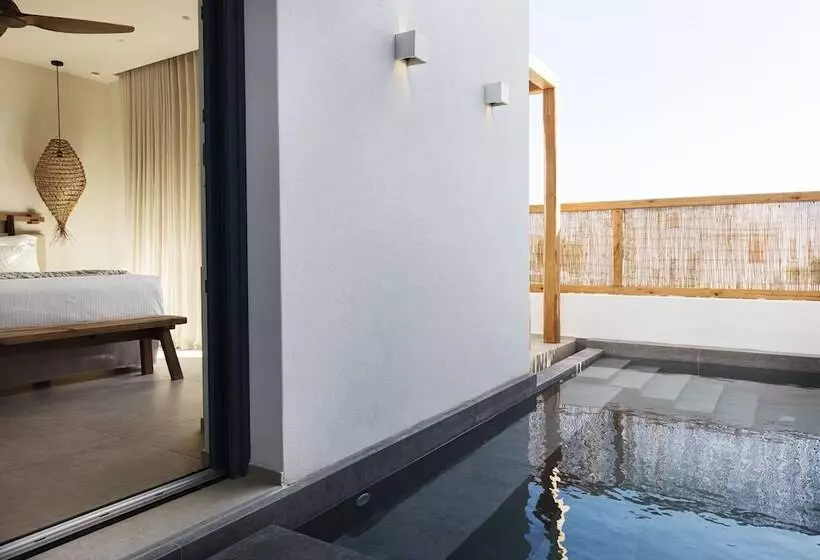 ホテル Phos Milos