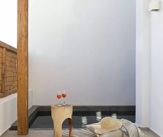 ホテル Phos Milos