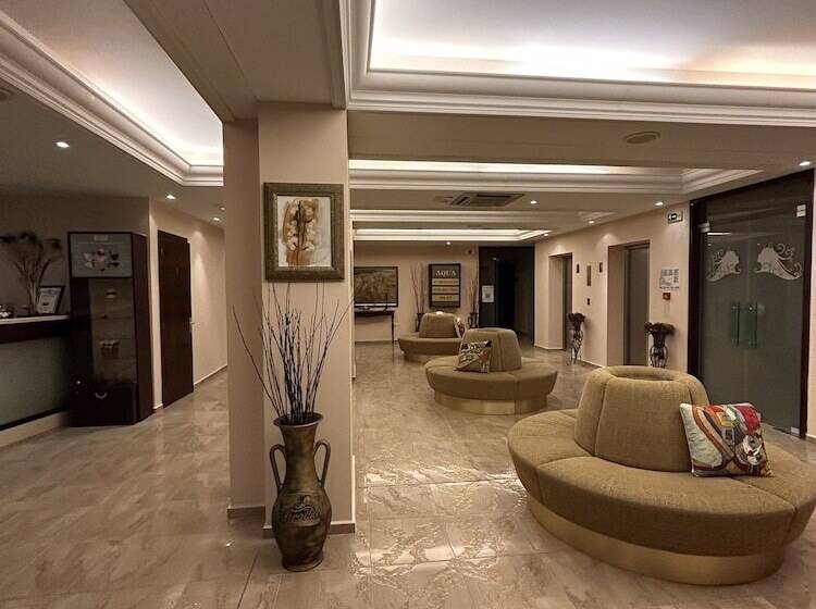 هتل Poseidon Beach Resort