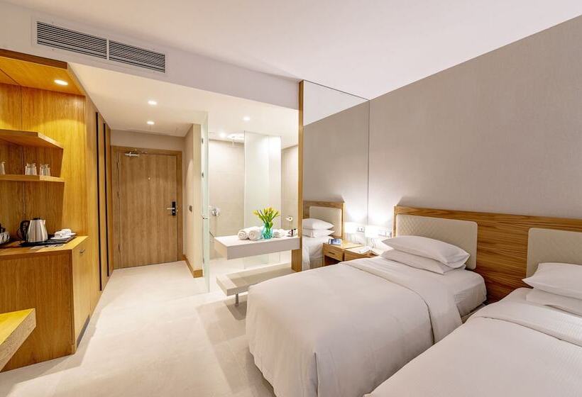 هتل Poseidon Beach Resort