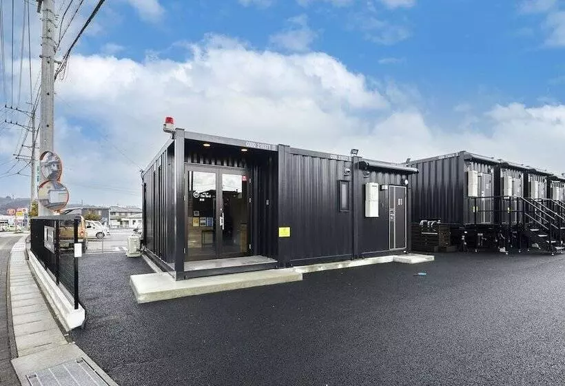 Hotelli R9 The Yard Ena