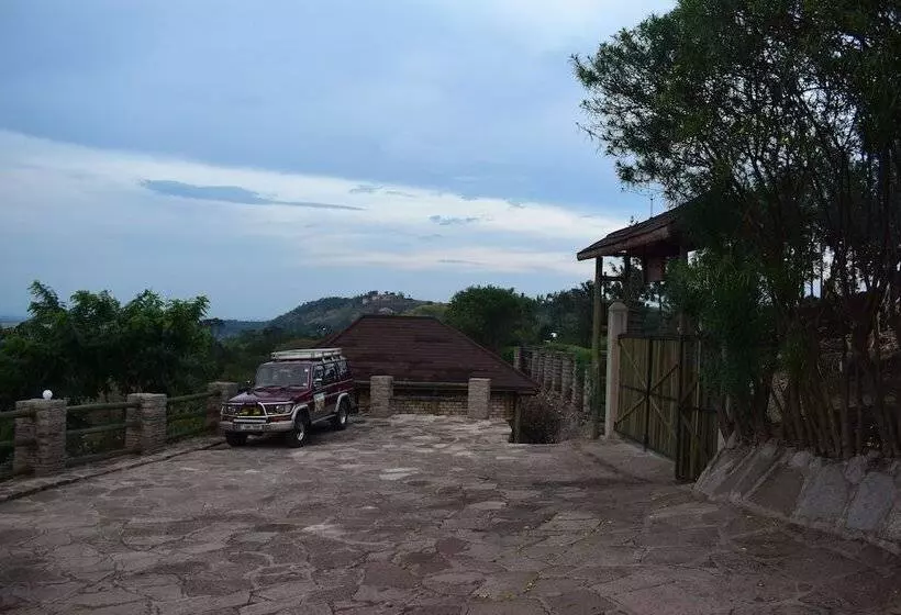 هتل Rift Valley Game Lodge