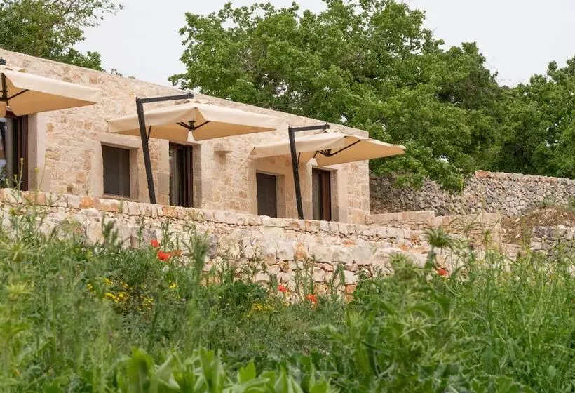 هتل روستایی Donnapaola Modern Farm