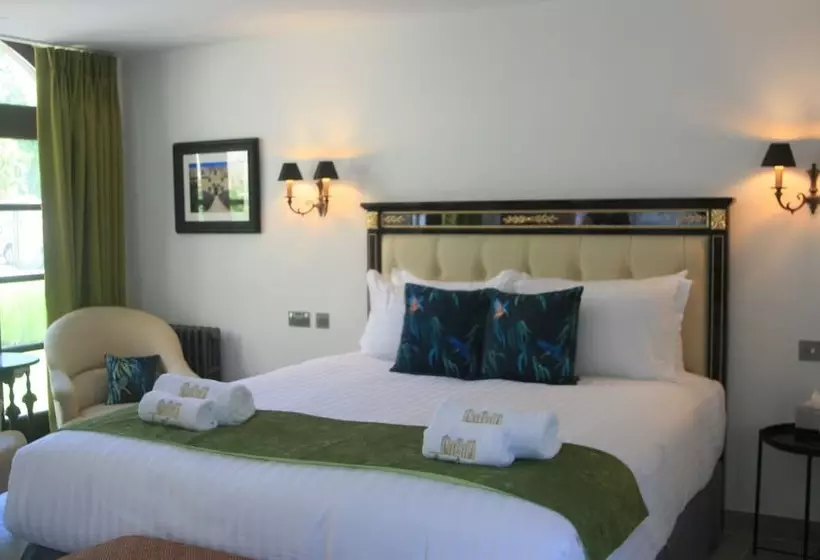 Hotelli Weston Manor