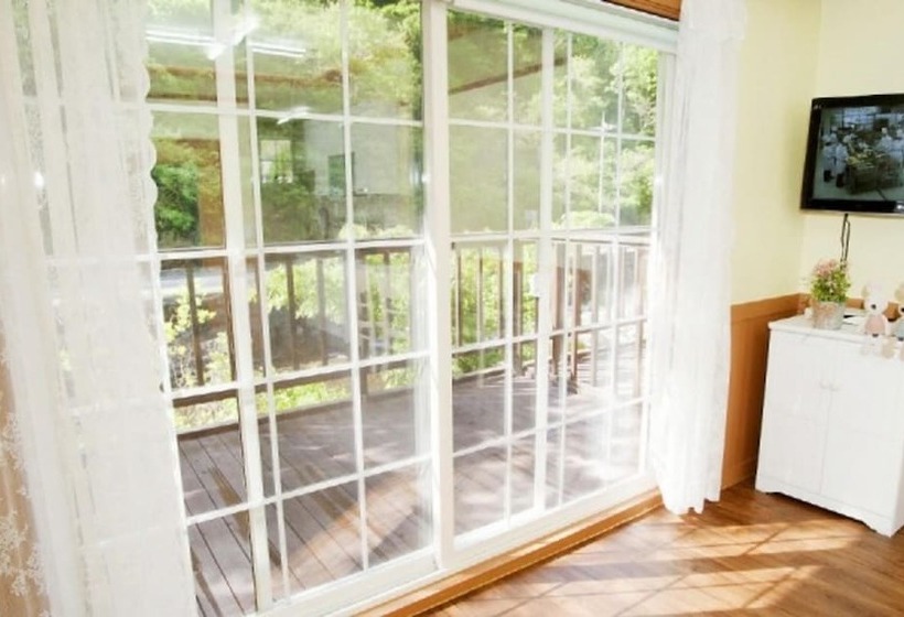 Miryang Mirinae Pension