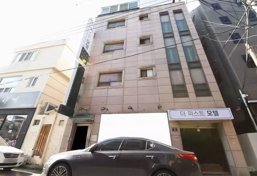 Motelli Jinju The First