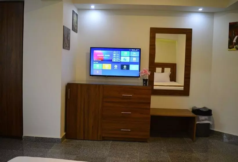 مُتل Royal Inn Residence