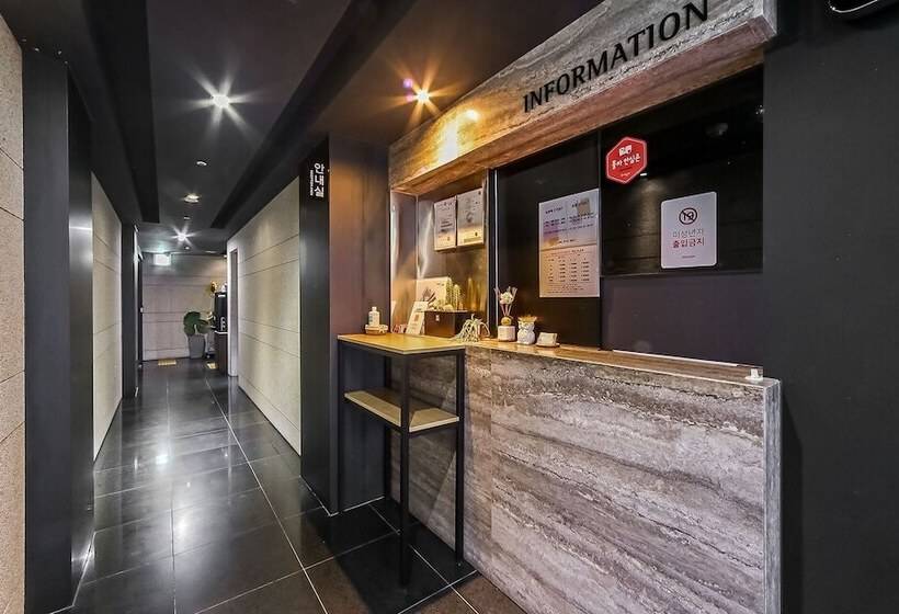 モーテル Stay 247