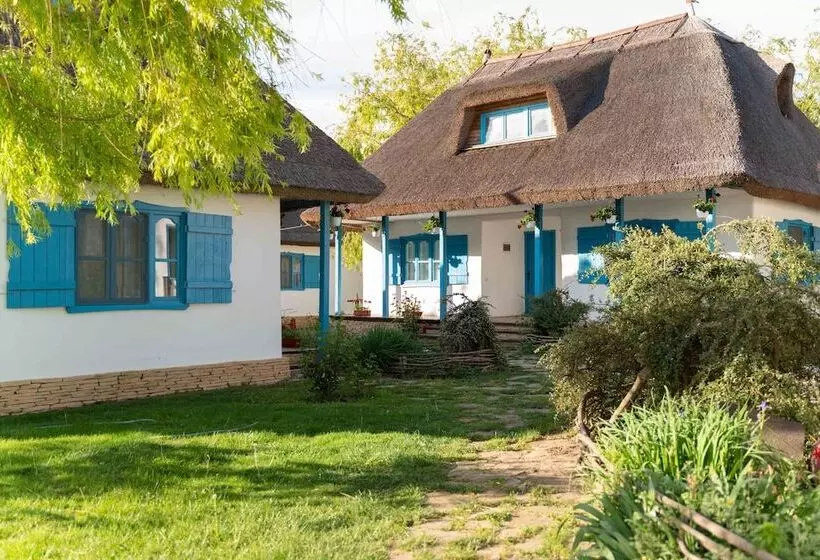 Majatalo 5 Chirpici - Small Traditional Resort