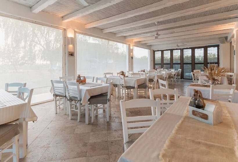 Пансион 5 Chirpici - Small Traditional Resort