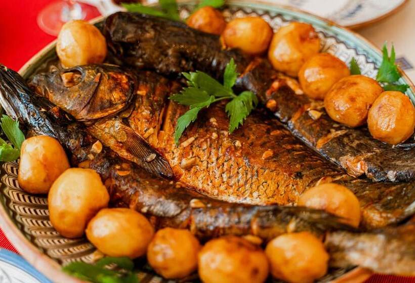 Пансион 5 Chirpici - Small Traditional Resort