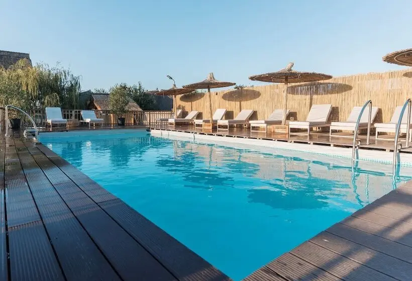 پانسیون 5 Chirpici - Small Traditional Resort