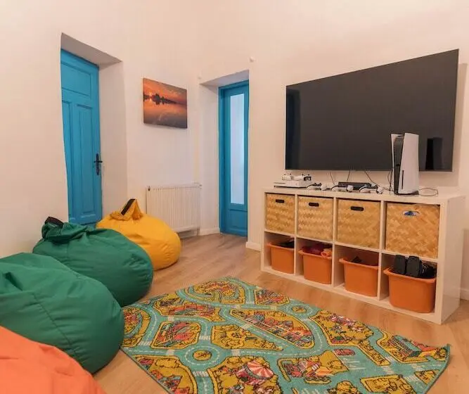 پانسیون 5 Chirpici - Small Traditional Resort