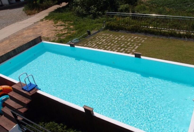 Pension (Hôtel basse catégorie) Taean Como Villa