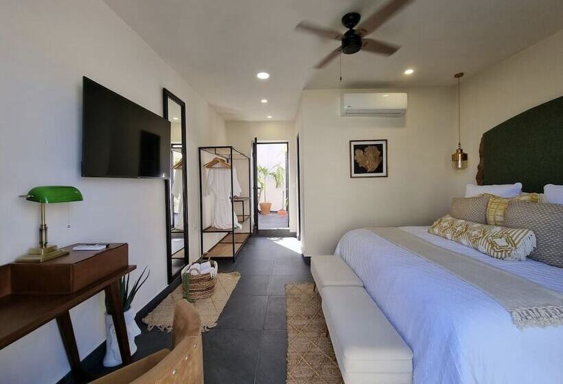 Puerta Vieja Hotel Boutique