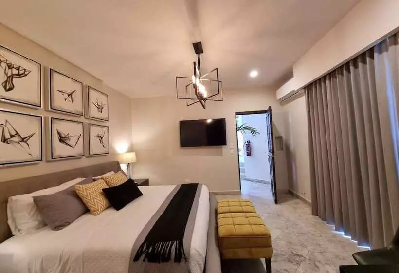 Puerta Vieja Hotel Boutique