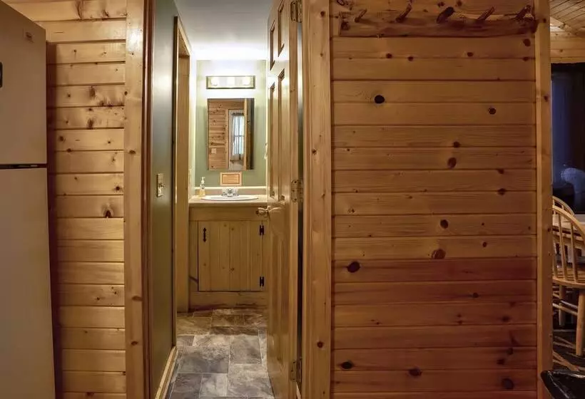 Big River Escape Riverside Cabins