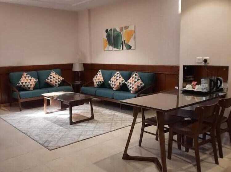 Biz Hotel Apartments