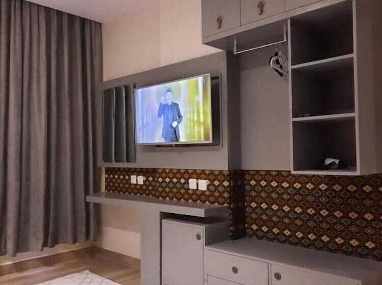 Biz Hotel Apartments