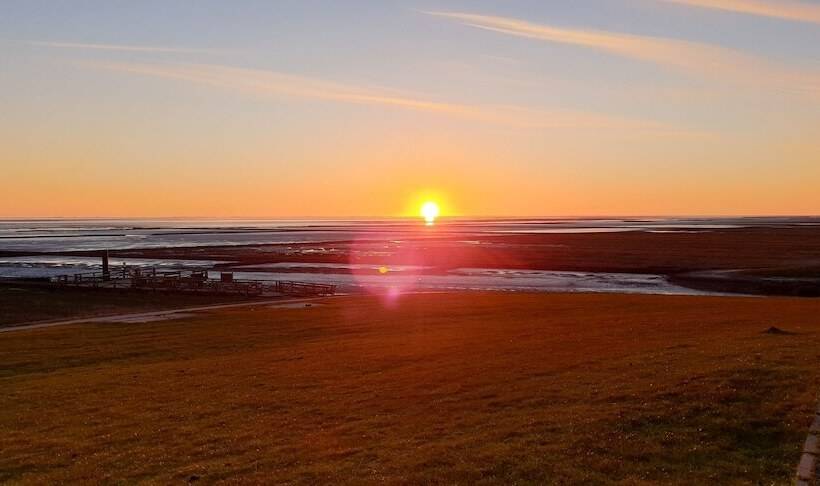 Wohnmobilstellplatz Nordseeliebe Direkt Am Deich Dagebüll